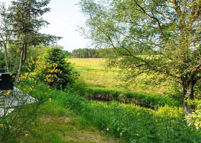 Tranquil Riverside Retreat Casa vacanze *